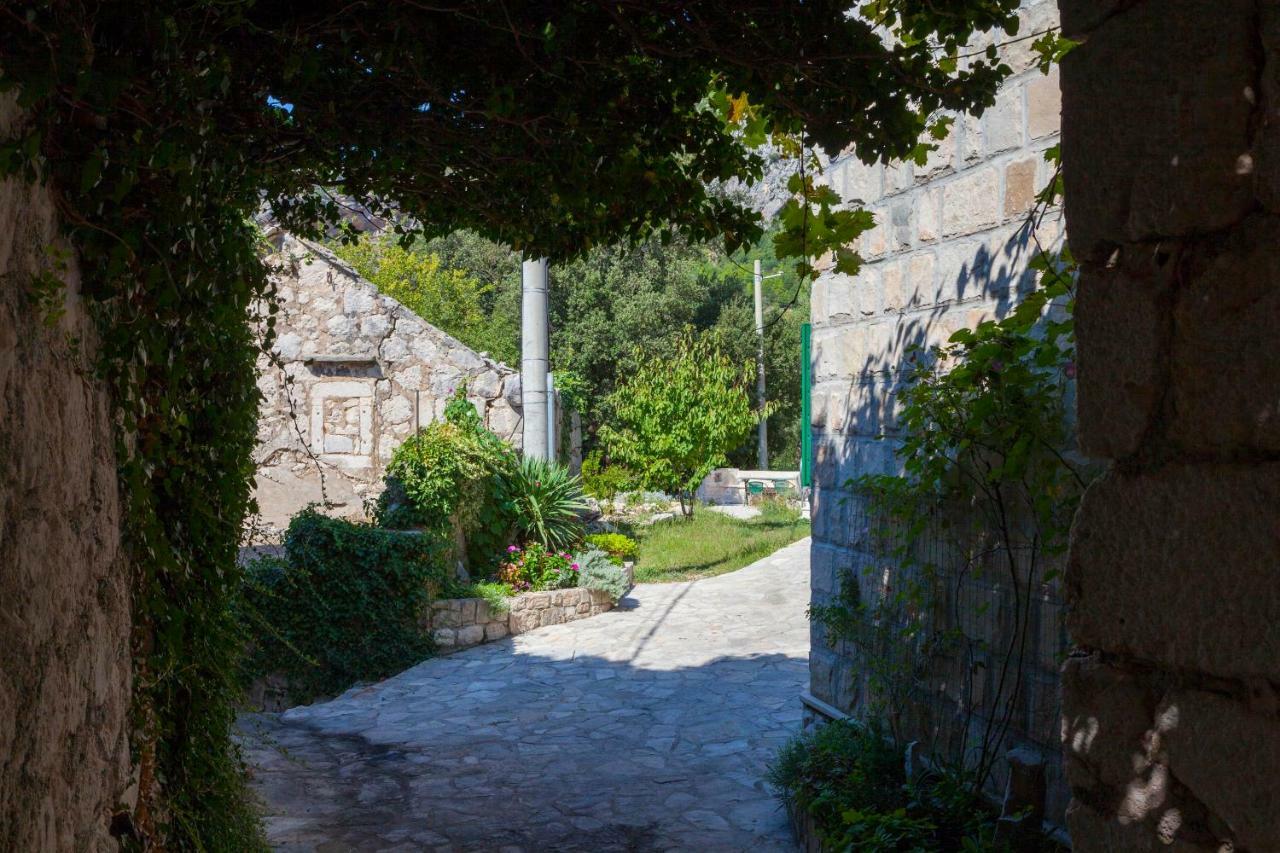 Holiday Home Lavanda Grubisic Tučepi Exteriér fotografie